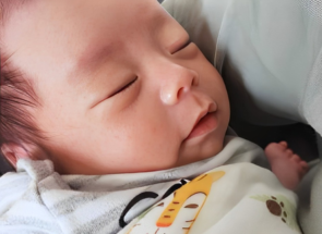 IVF giúp vợ chồng Hồng Kông đón bé yêu sau 03 năm chờ đợi